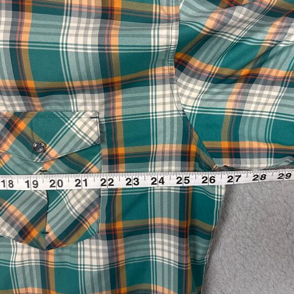 Kuhl Green and Orange Casual Button Down Shirt - Picture 3 of 11